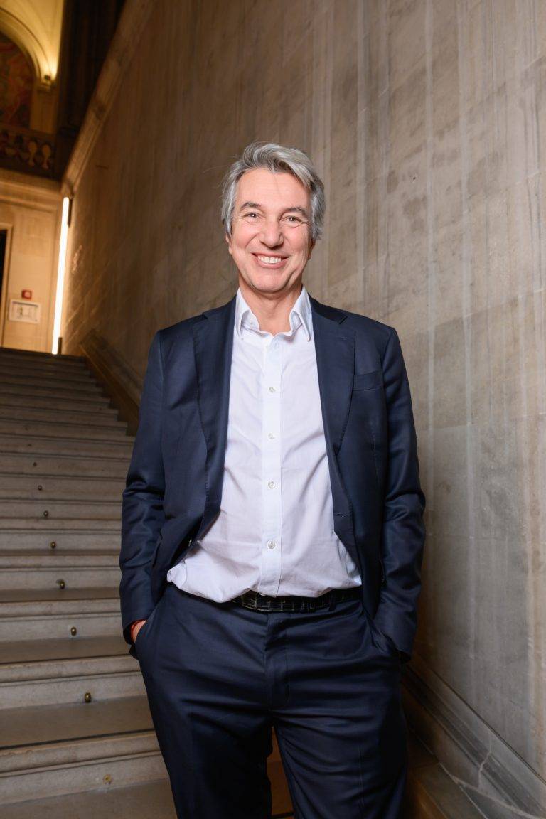  - La carte blanche accordée à John M. Armleder par le Musée d’Art et d’Histoire de Genève