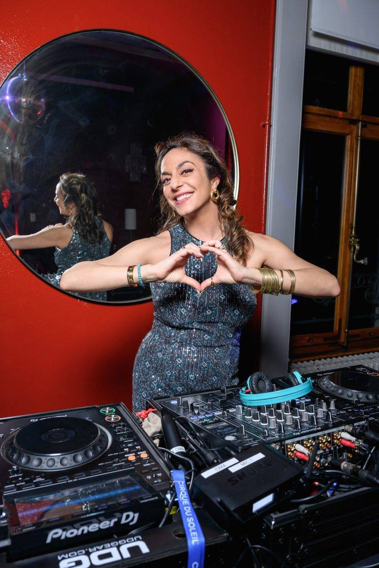  - La carte blanche accordée à John M. Armleder par le Musée d’Art et d’Histoire de Genève