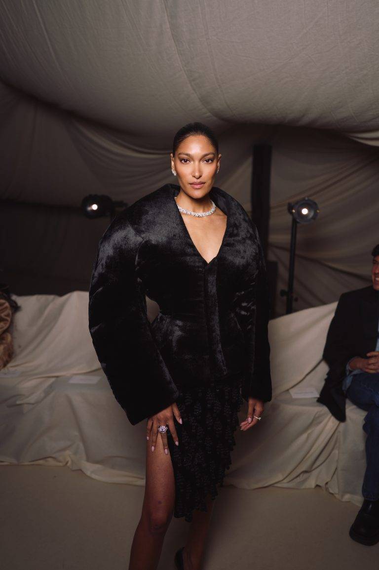  - Hair, Corsets, and Mystery: Ashi Studio Presents a Mesmerizing Collection