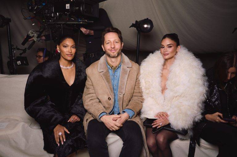  - Hair, Corsets, and Mystery: Ashi Studio Presents a Mesmerizing Collection