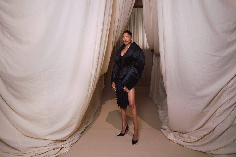  - Hair, Corsets, and Mystery: Ashi Studio Presents a Mesmerizing Collection