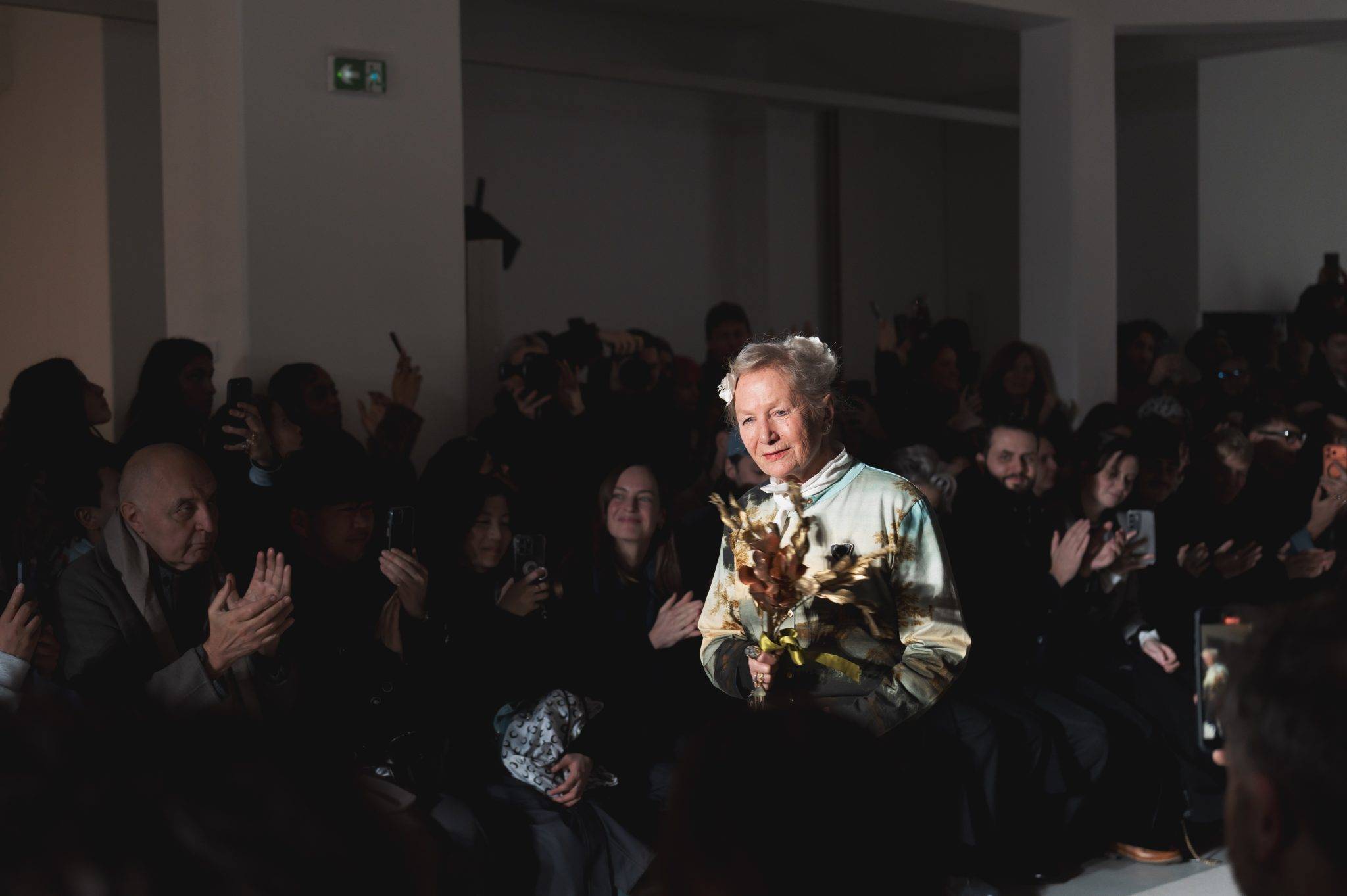  - Le vestiaire hautement maîtrisé d’Agnès B