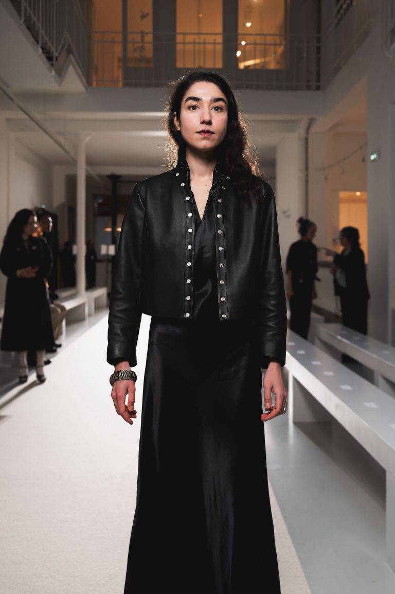  - Le vestiaire hautement maîtrisé d’Agnès B