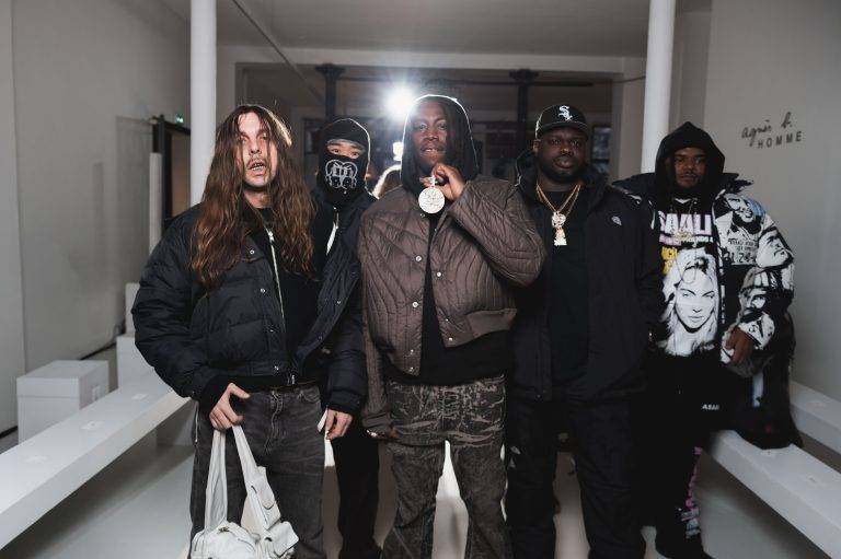  - Le vestiaire hautement maîtrisé d’Agnès B