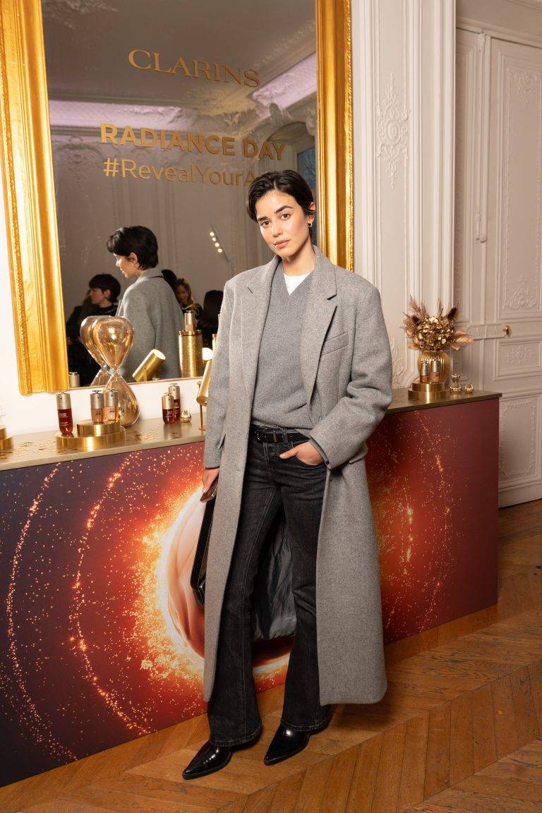 - Clarins Lights up Paris Fashion Week with Radiance Day
