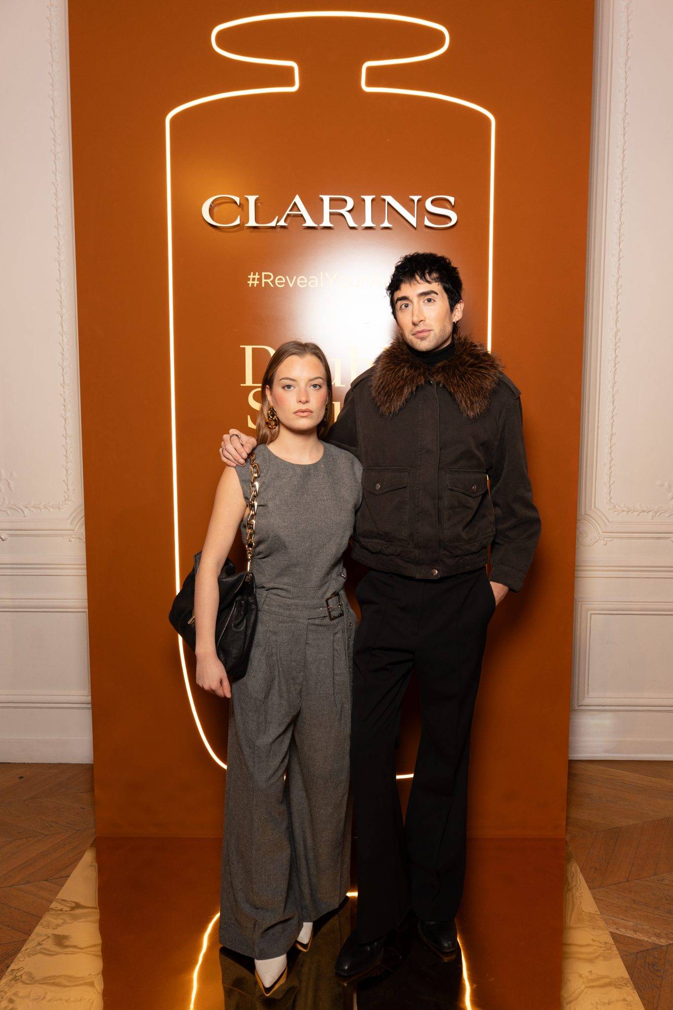  - Clarins illumine la Fashion Week parisienne avec le Radiance Day