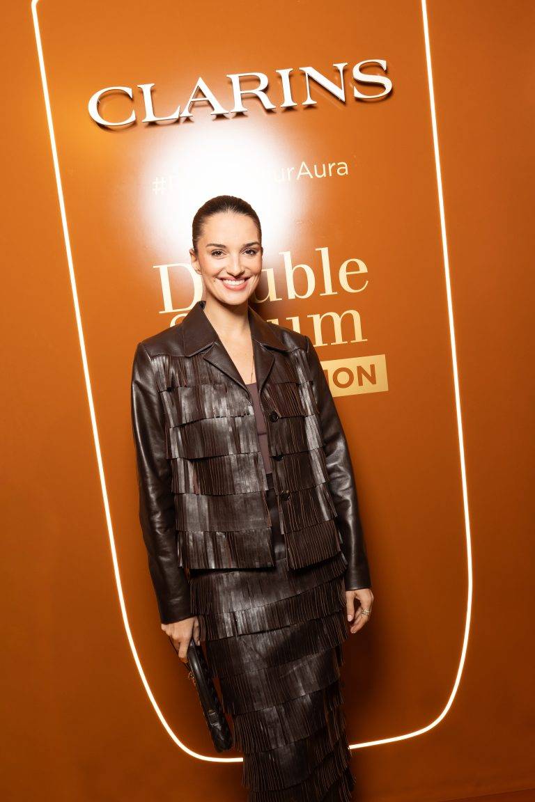  - Clarins Lights up Paris Fashion Week with Radiance Day