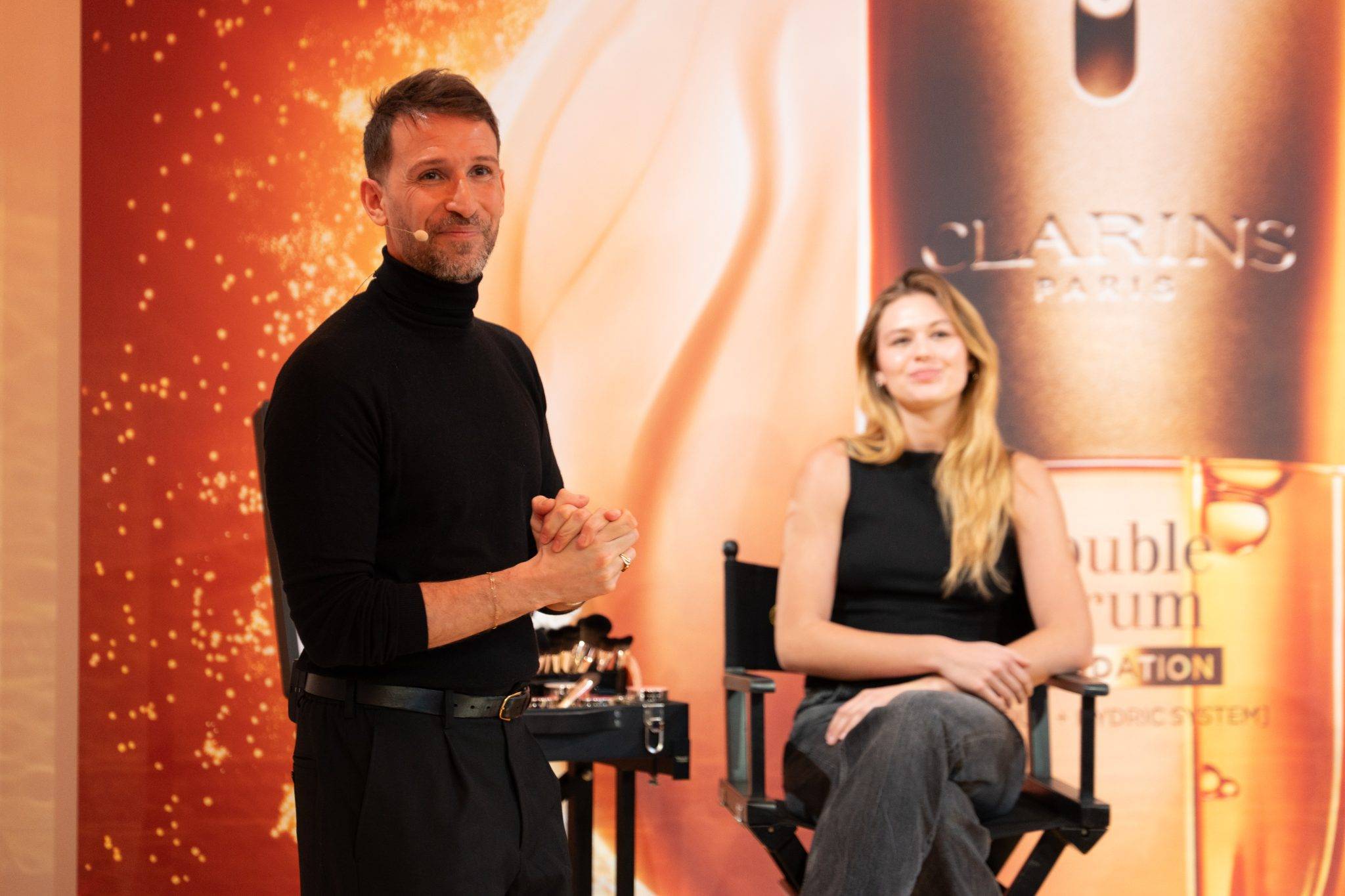  - Clarins illumine la Fashion Week parisienne avec le Radiance Day