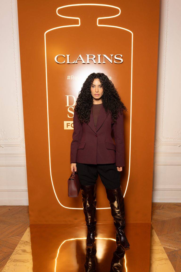  - Clarins Lights up Paris Fashion Week with Radiance Day