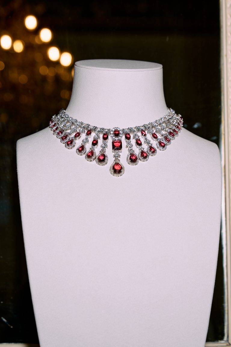 Maison Antoine enchante Paris avec sa haute joaillerie inspirée par la nature