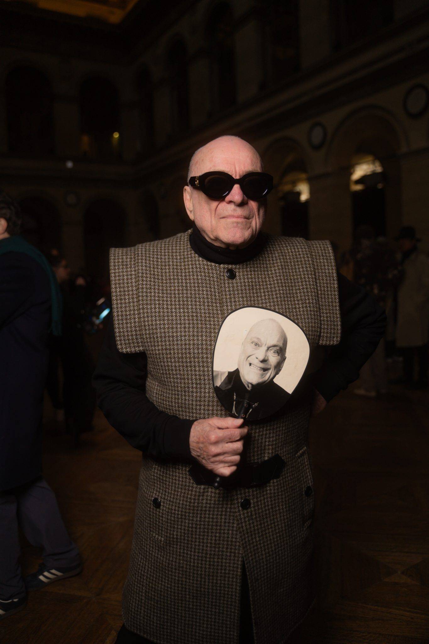  - Les divines androgynes de Gaurav Gupta éclairent la Haute Couture