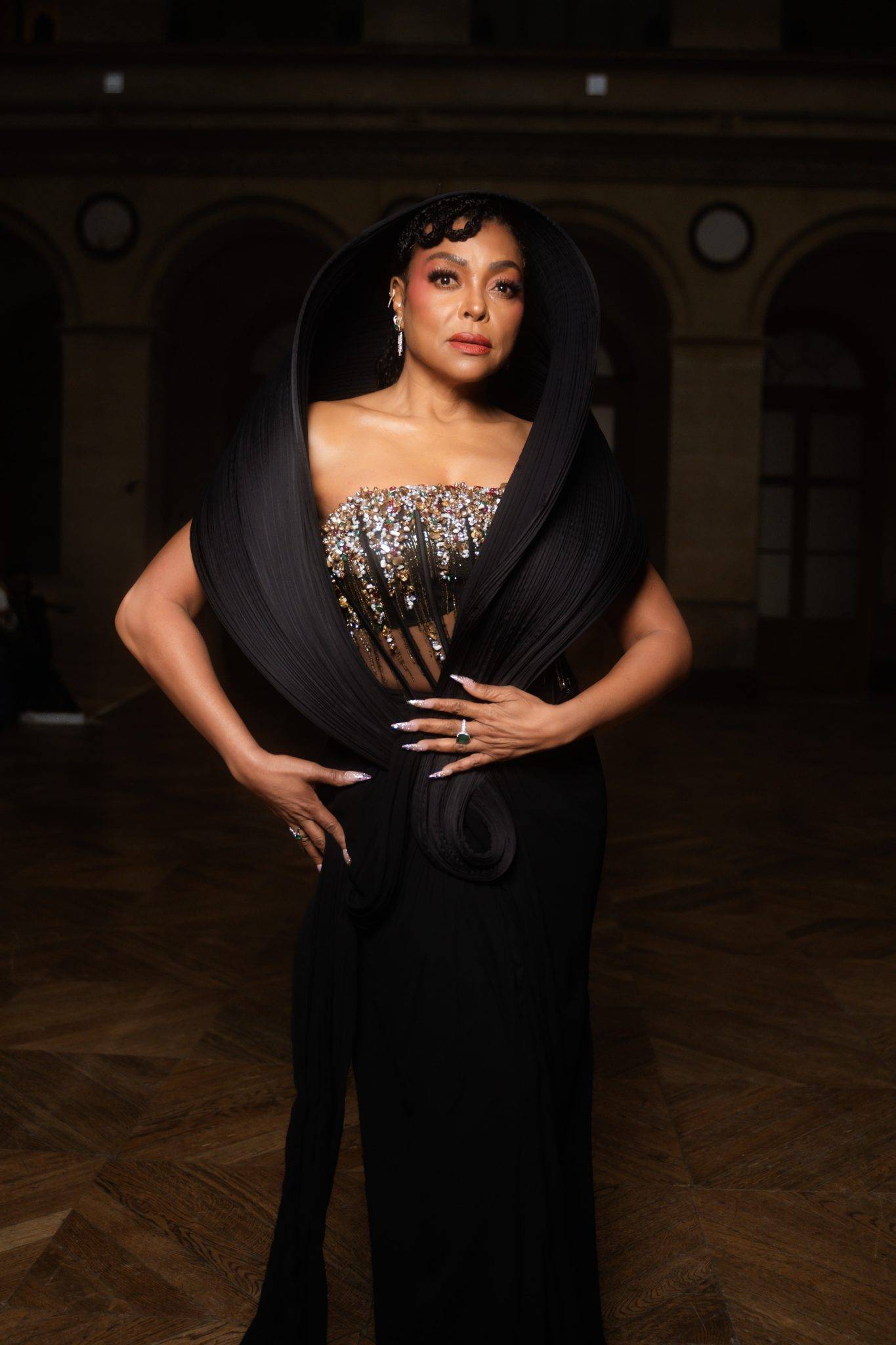  - Gaurav Gupta Steals the Show During Haute Couture Week with ‘The Divine Androgyne’