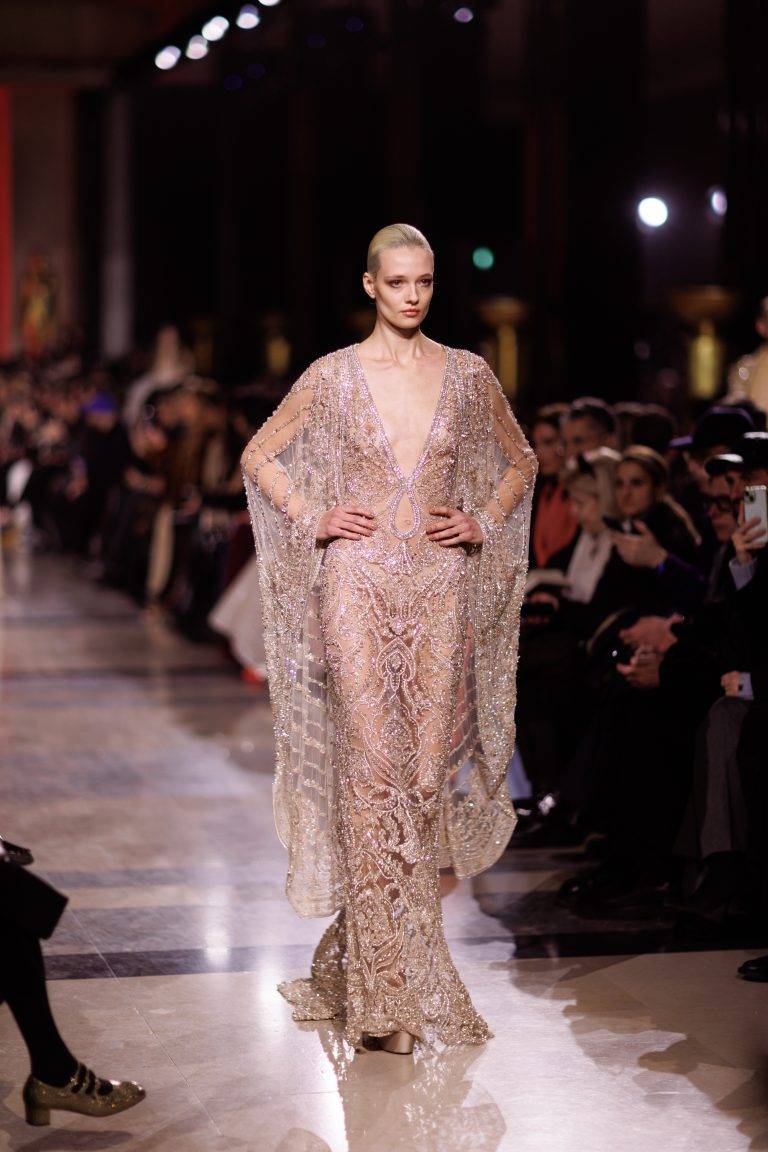 L’ode d’Elie Saab aux nuits d’été des années 70