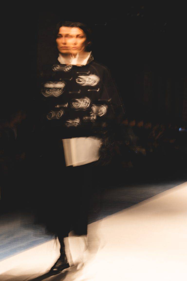 Songzio FW26: Futuristic Fashion Takes Over the Bridge Club