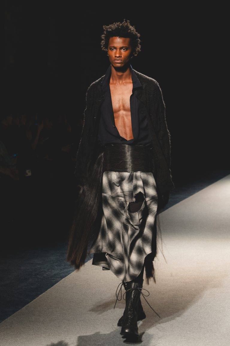 Songzio FW26: Futuristic Fashion Takes Over the Bridge Club