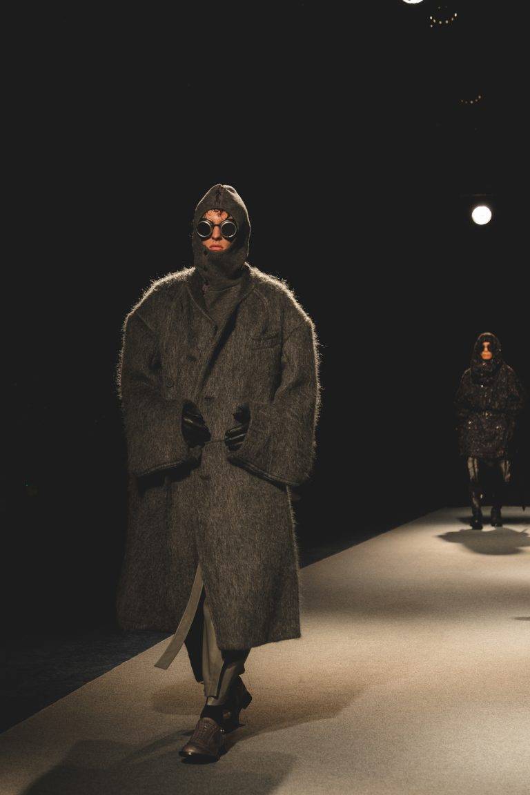 Songzio FW26: Futuristic Fashion Takes Over the Bridge Club