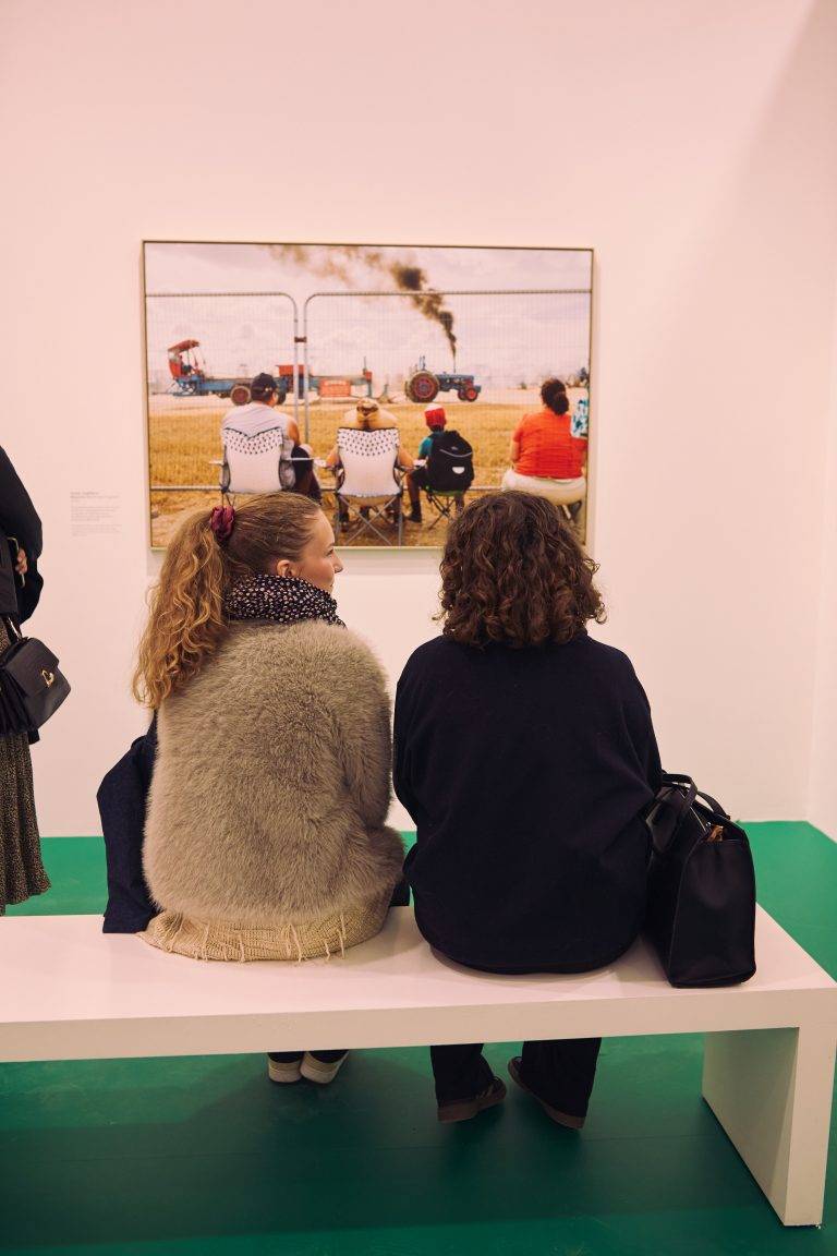 Le Jeu de Paume présente une relecture inédite de l’œuvre de Martin Parr