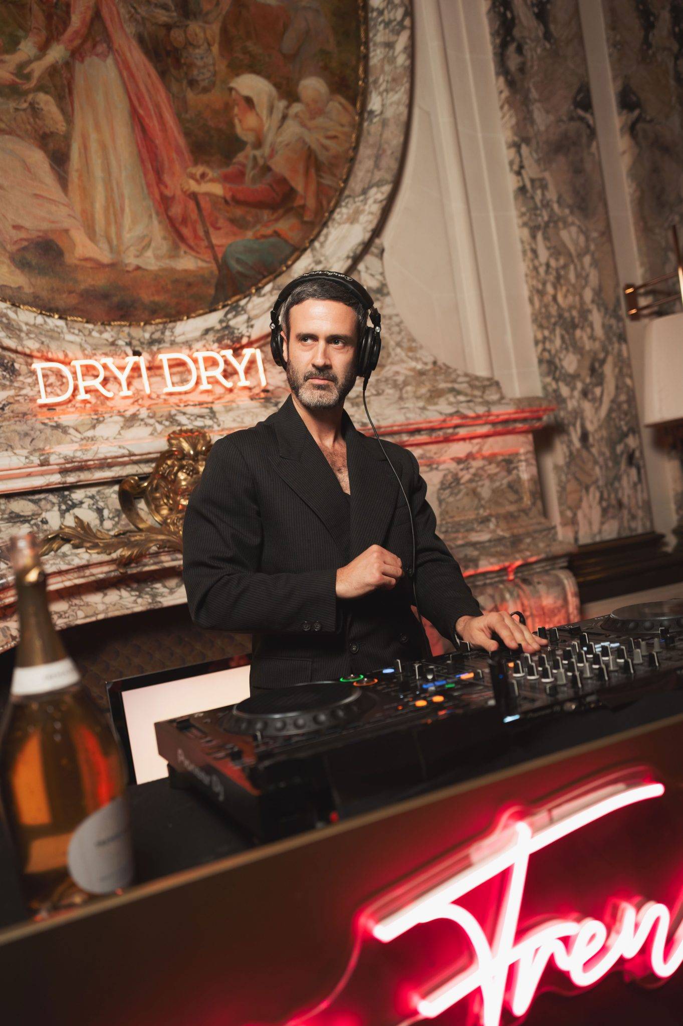  - Le Dry January à la française : French Bloom organise sa soirée DRY! DRY! au Meurice