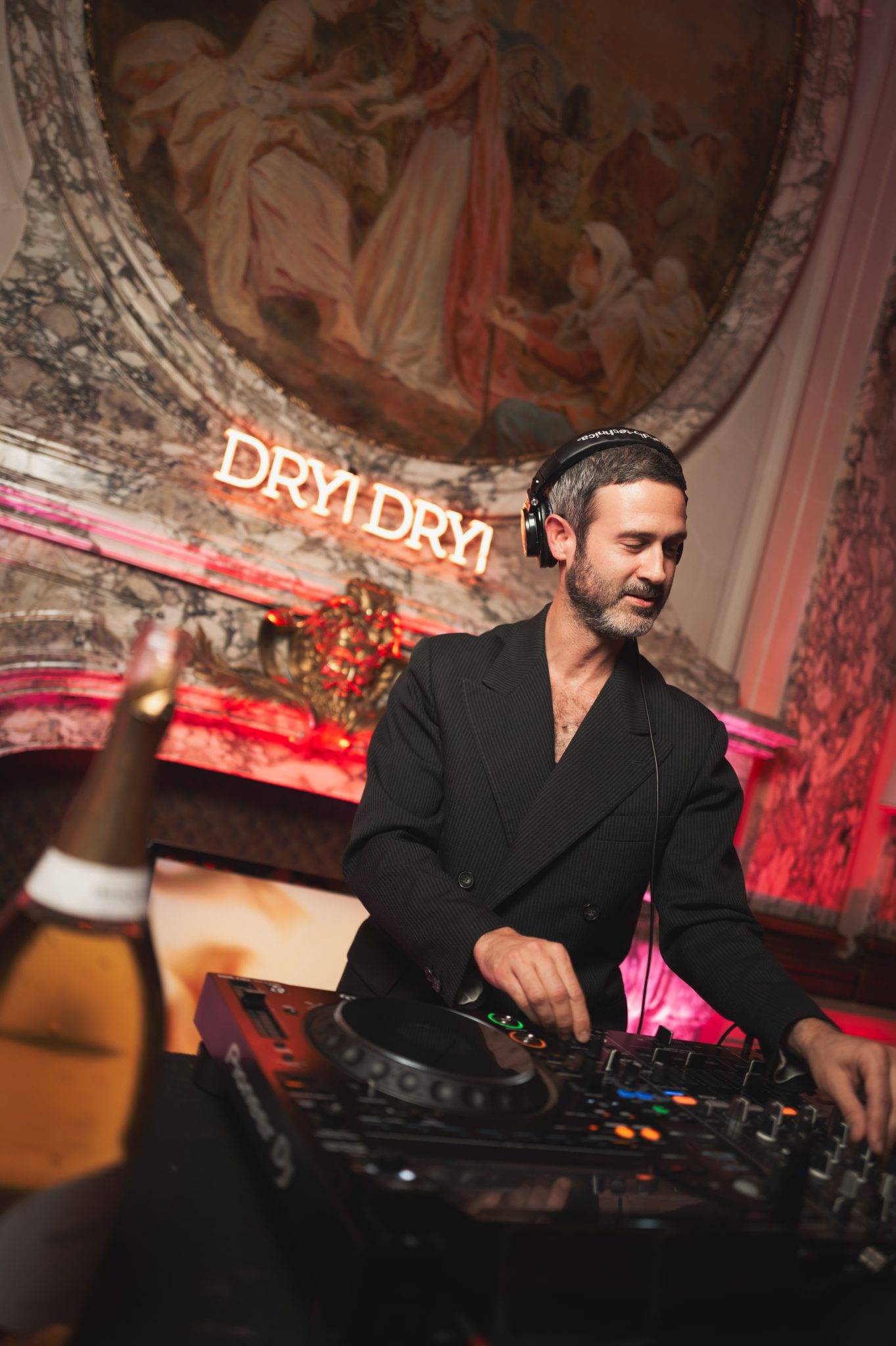  - Le Dry January à la française : French Bloom organise sa soirée DRY! DRY! au Meurice