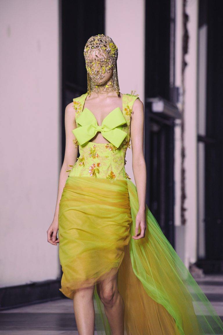 Le défilé sensationnel de Germanier clôture la Haute Couture Week