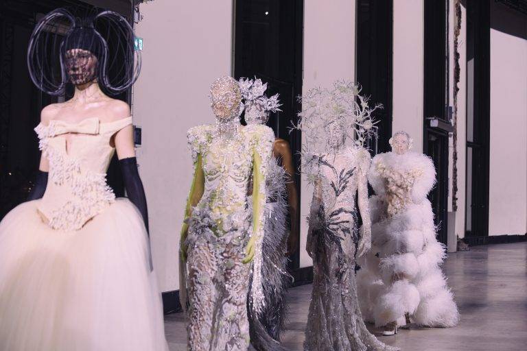 Le défilé sensationnel de Germanier clôture la Haute Couture Week