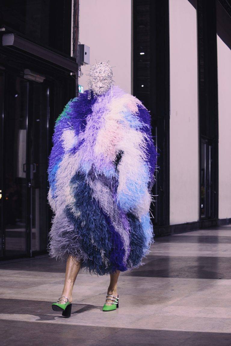 Le défilé sensationnel de Germanier clôture la Haute Couture Week