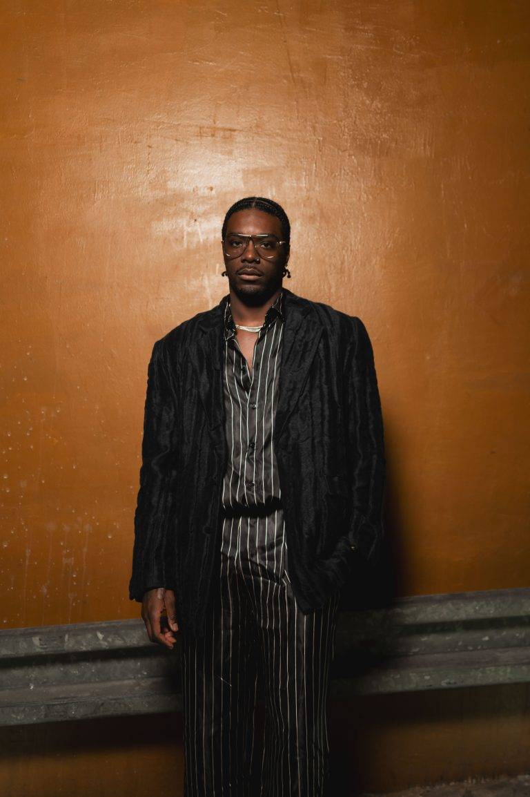  - Paris envahi par les Aliens chics de Louis Gabriel Nouchi