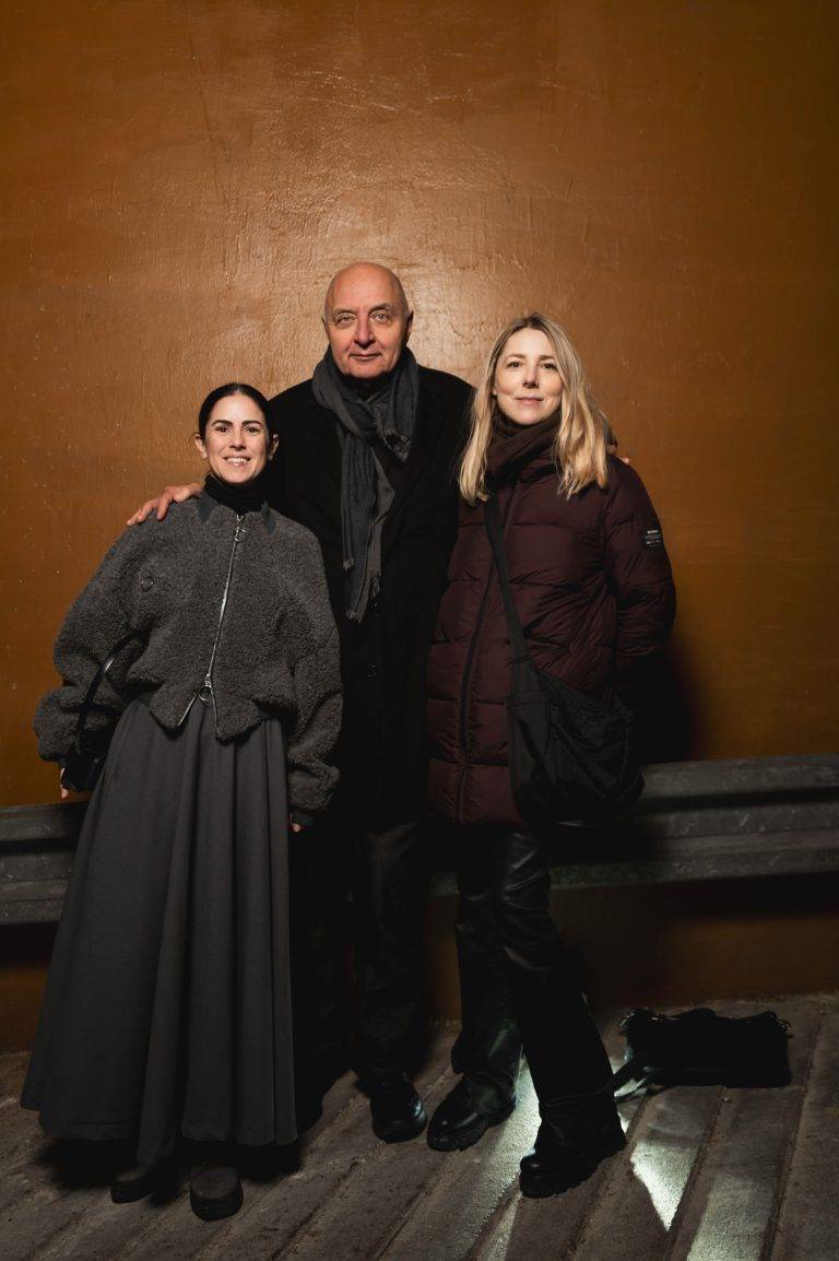  - Paris envahi par les Aliens chics de Louis Gabriel Nouchi