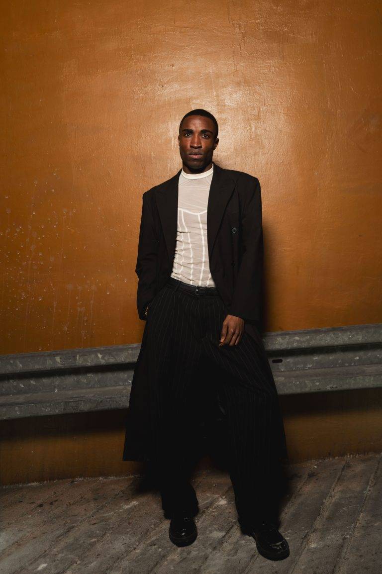  - Paris envahi par les Aliens chics de Louis Gabriel Nouchi