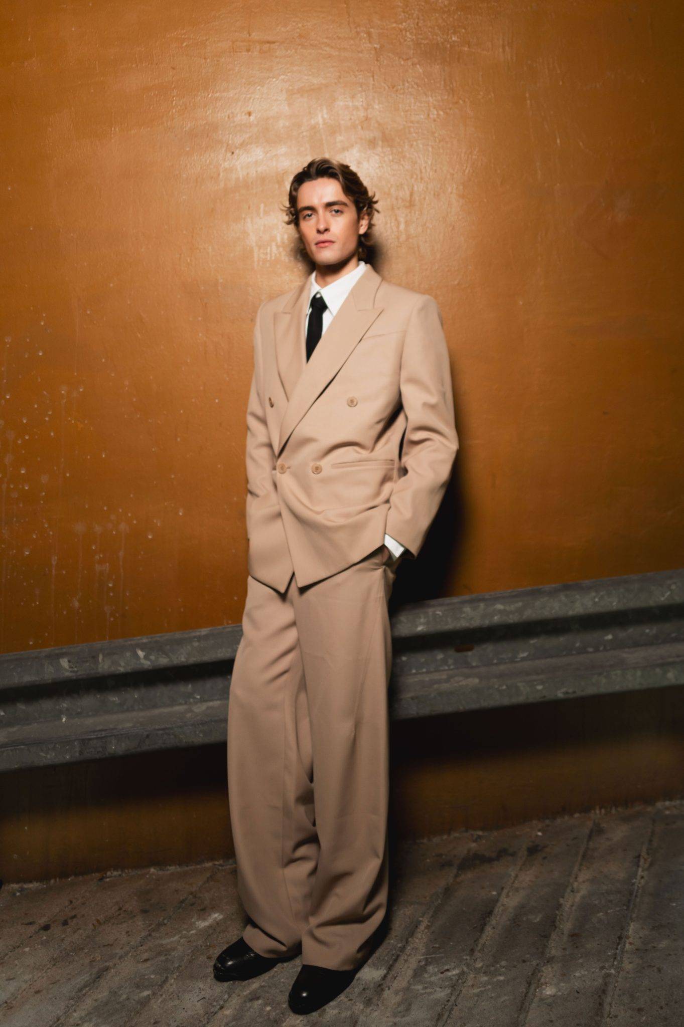  - Paris envahi par les Aliens chics de Louis Gabriel Nouchi