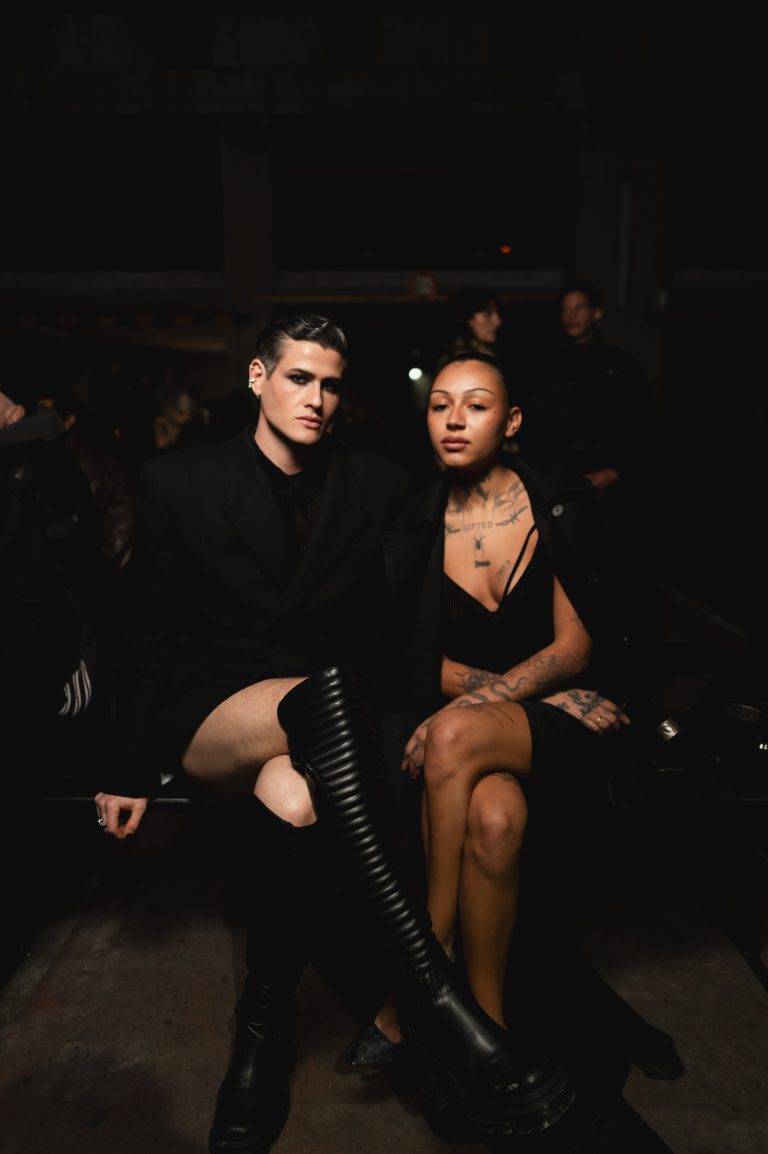  - Paris envahi par les Aliens chics de Louis Gabriel Nouchi