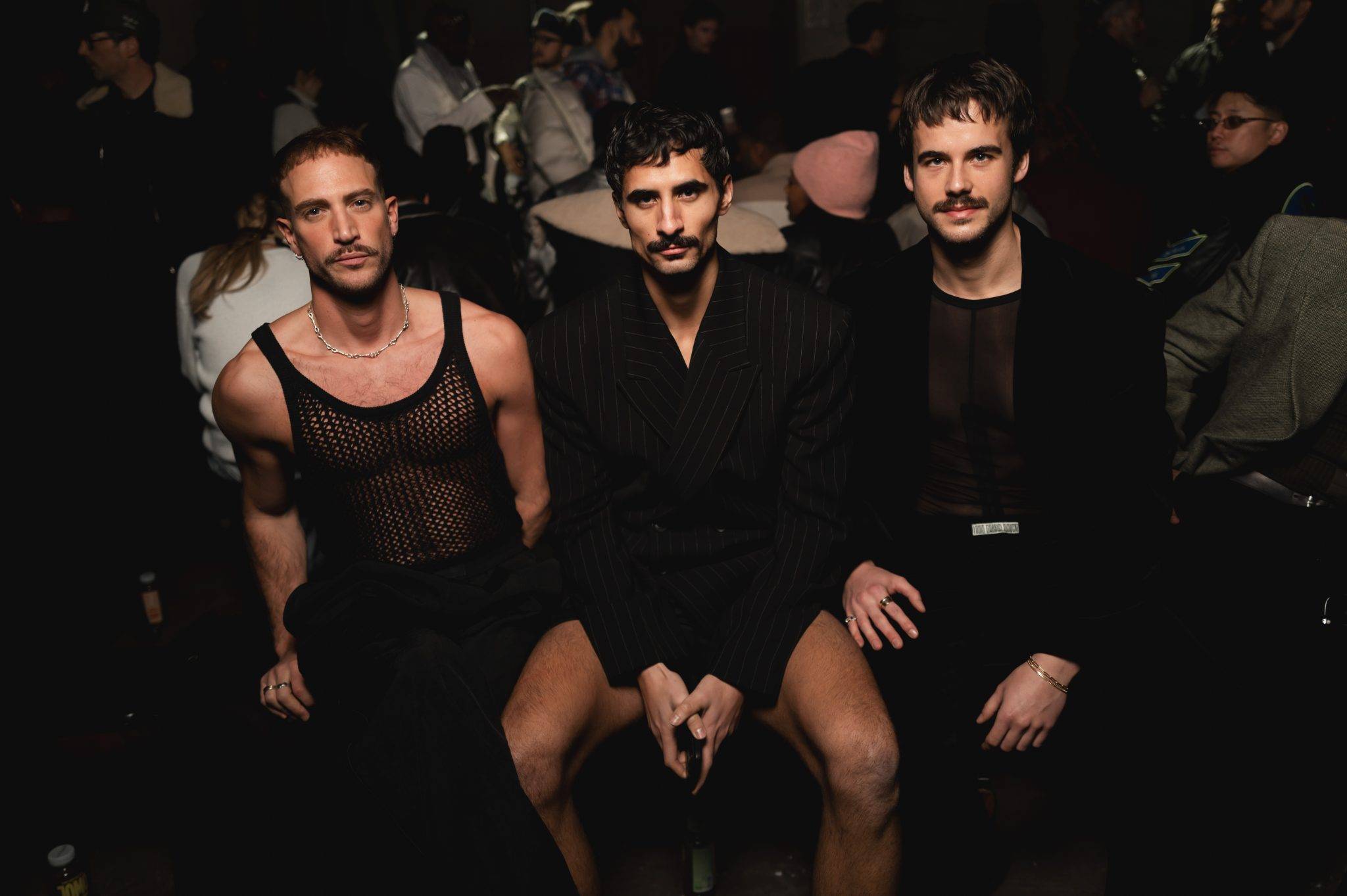  - Paris envahi par les Aliens chics de Louis Gabriel Nouchi