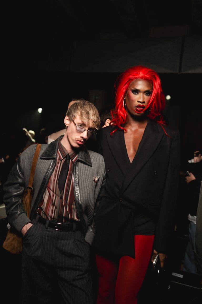  - Paris envahi par les Aliens chics de Louis Gabriel Nouchi