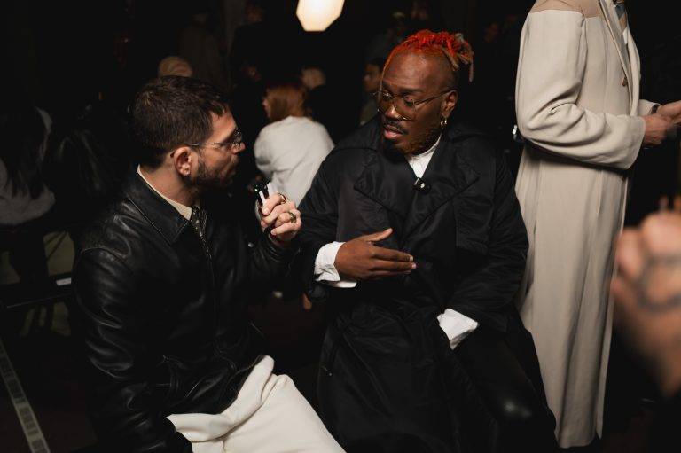  - Paris envahi par les Aliens chics de Louis Gabriel Nouchi