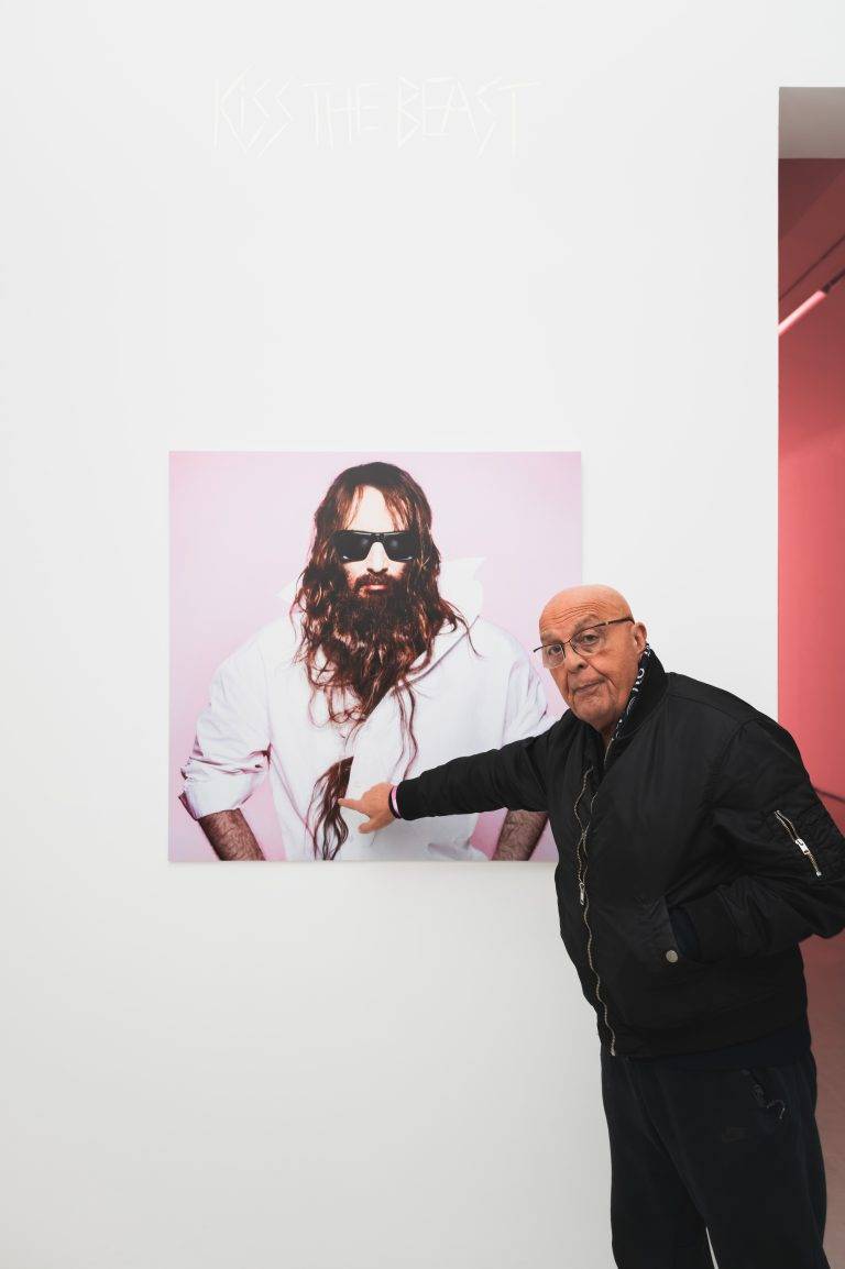  - Kathia St. Hilaire et Sébastien Tellier s’emparent de Perrotin Paris