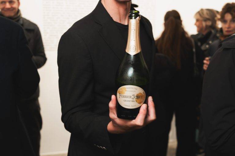 Kathia St. Hilaire et Sébastien Tellier s’emparent de Perrotin Paris