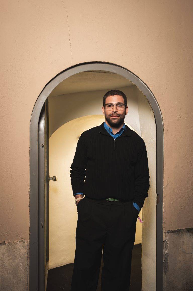  - Kathia St. Hilaire et Sébastien Tellier s’emparent de Perrotin Paris