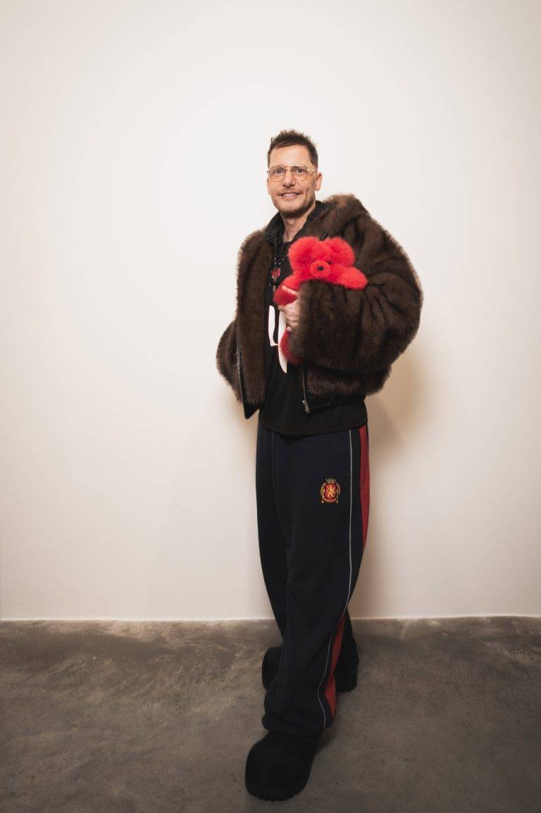  - Kathia St. Hilaire et Sébastien Tellier s’emparent de Perrotin Paris