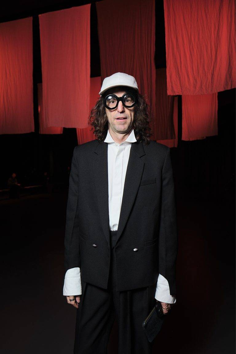  - Through the Folds of Time with Qasimi