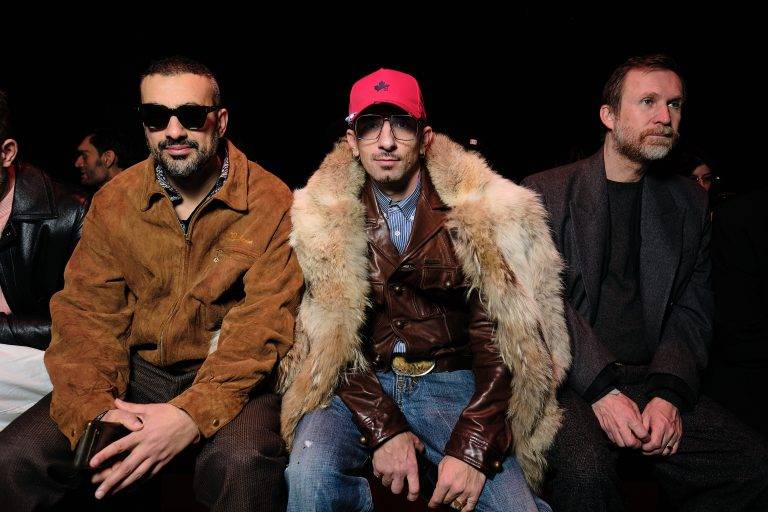  - Through the Folds of Time with Qasimi