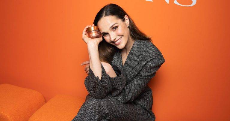  - Energy Club by Clarins