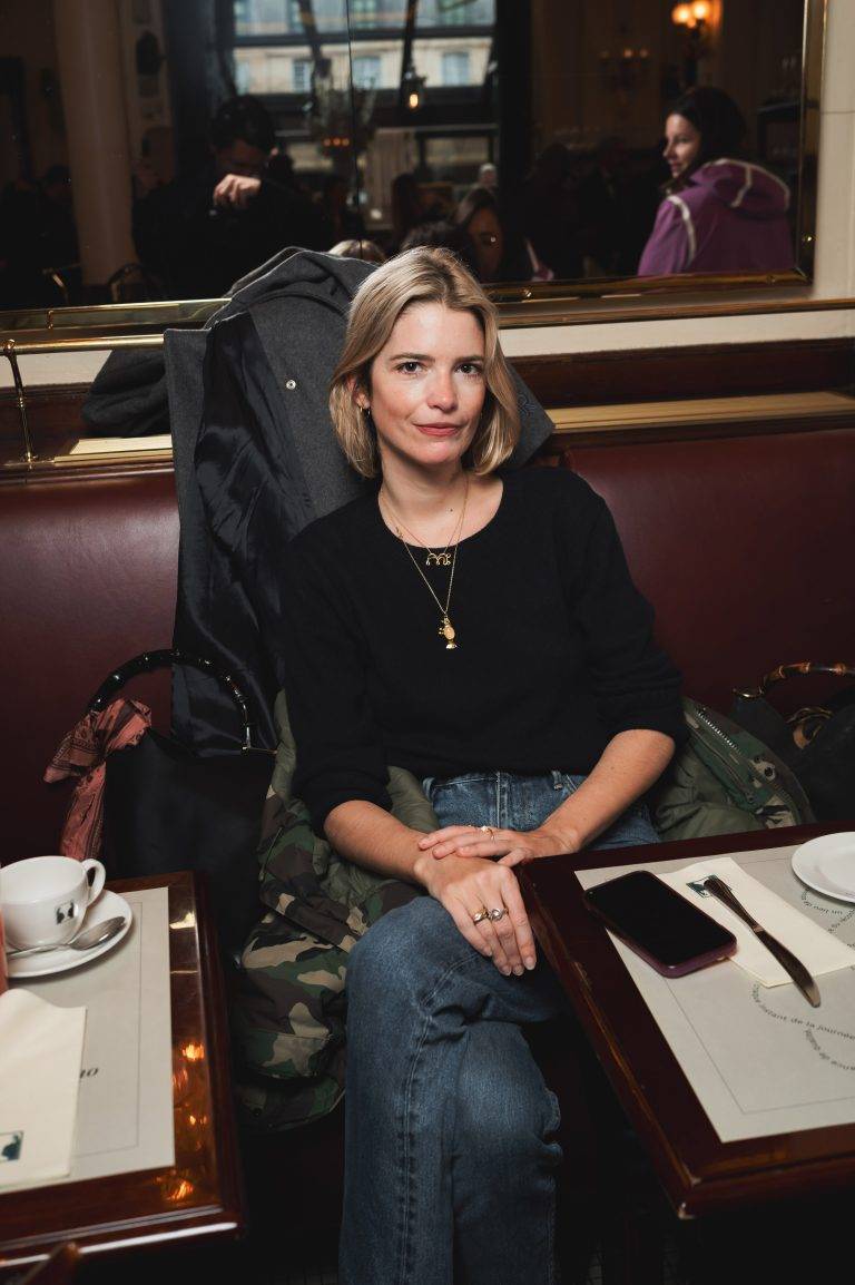  - Entre élégance urbaine et fonctionnalité : la nouvelle collaboration d’Aigle et India Mahdavi