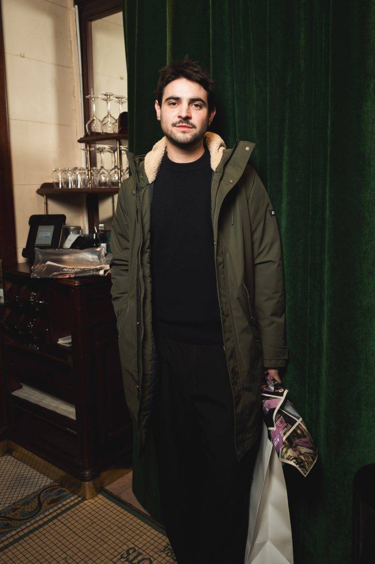  - Entre élégance urbaine et fonctionnalité : la nouvelle collaboration d’Aigle et India Mahdavi