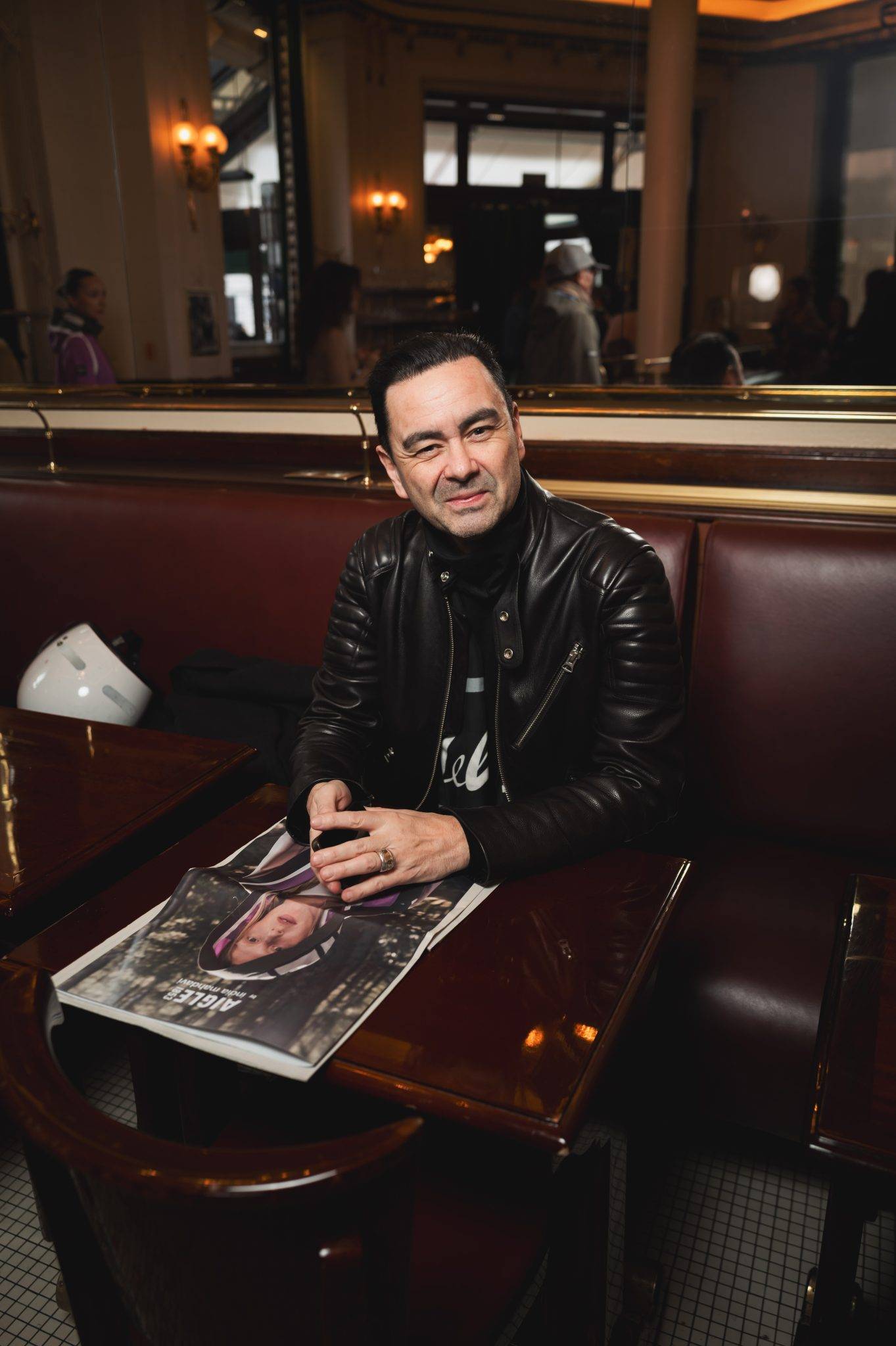  - Entre élégance urbaine et fonctionnalité : la nouvelle collaboration d’Aigle et India Mahdavi