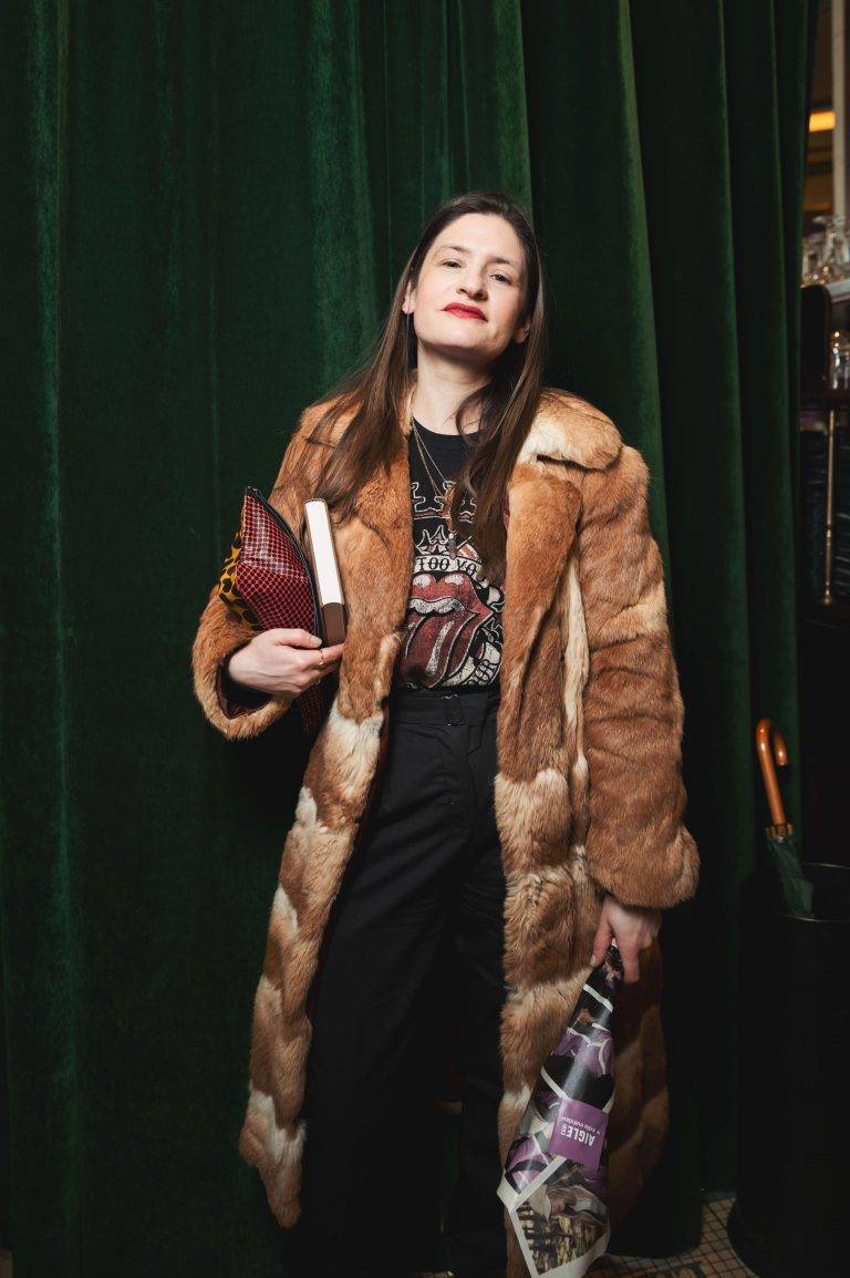  - Entre élégance urbaine et fonctionnalité : la nouvelle collaboration d’Aigle et India Mahdavi