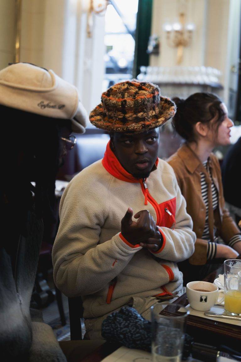  - Entre élégance urbaine et fonctionnalité : la nouvelle collaboration d’Aigle et India Mahdavi