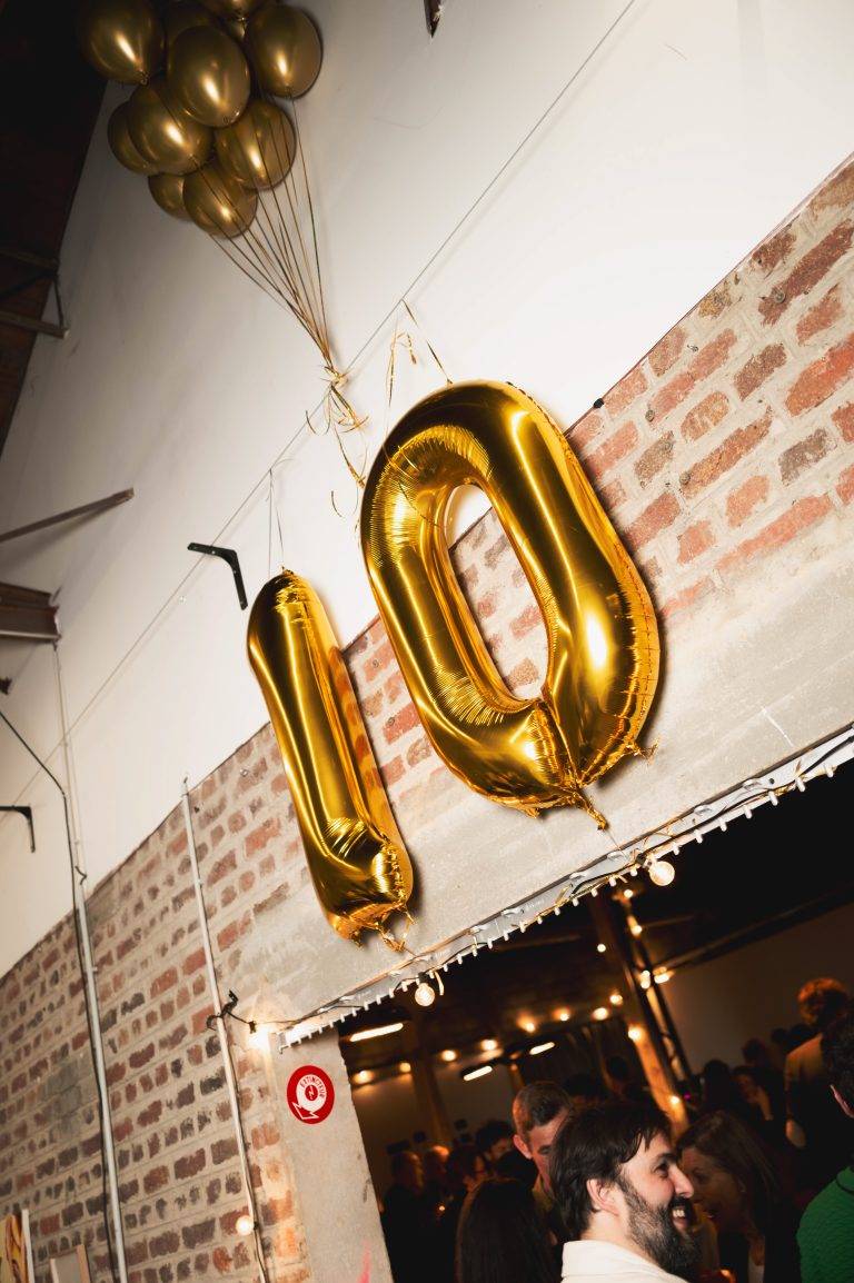 La galerie Anne-Sarah Bénichou souffle 10 bougies entourée de ses artistes et de ses amis