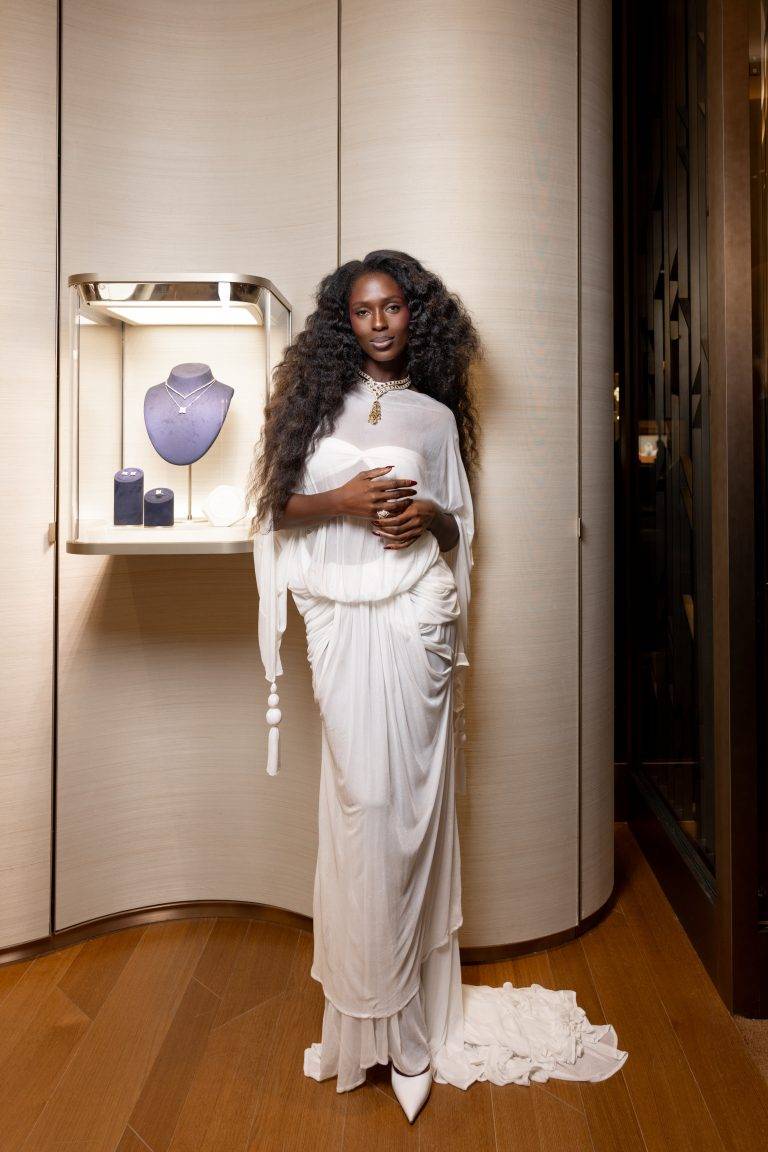  - De Beers Inaugurates its New Flagship Store on Rue de la Paix