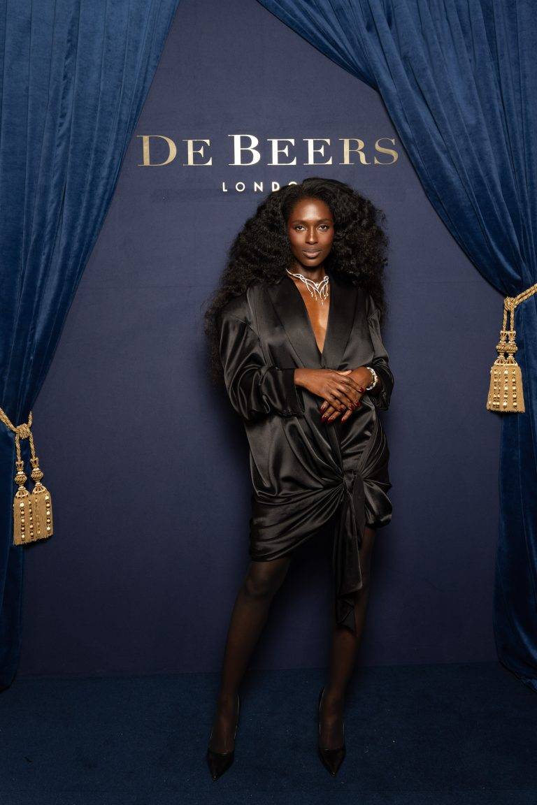  - De Beers Inaugurates its New Flagship Store on Rue de la Paix