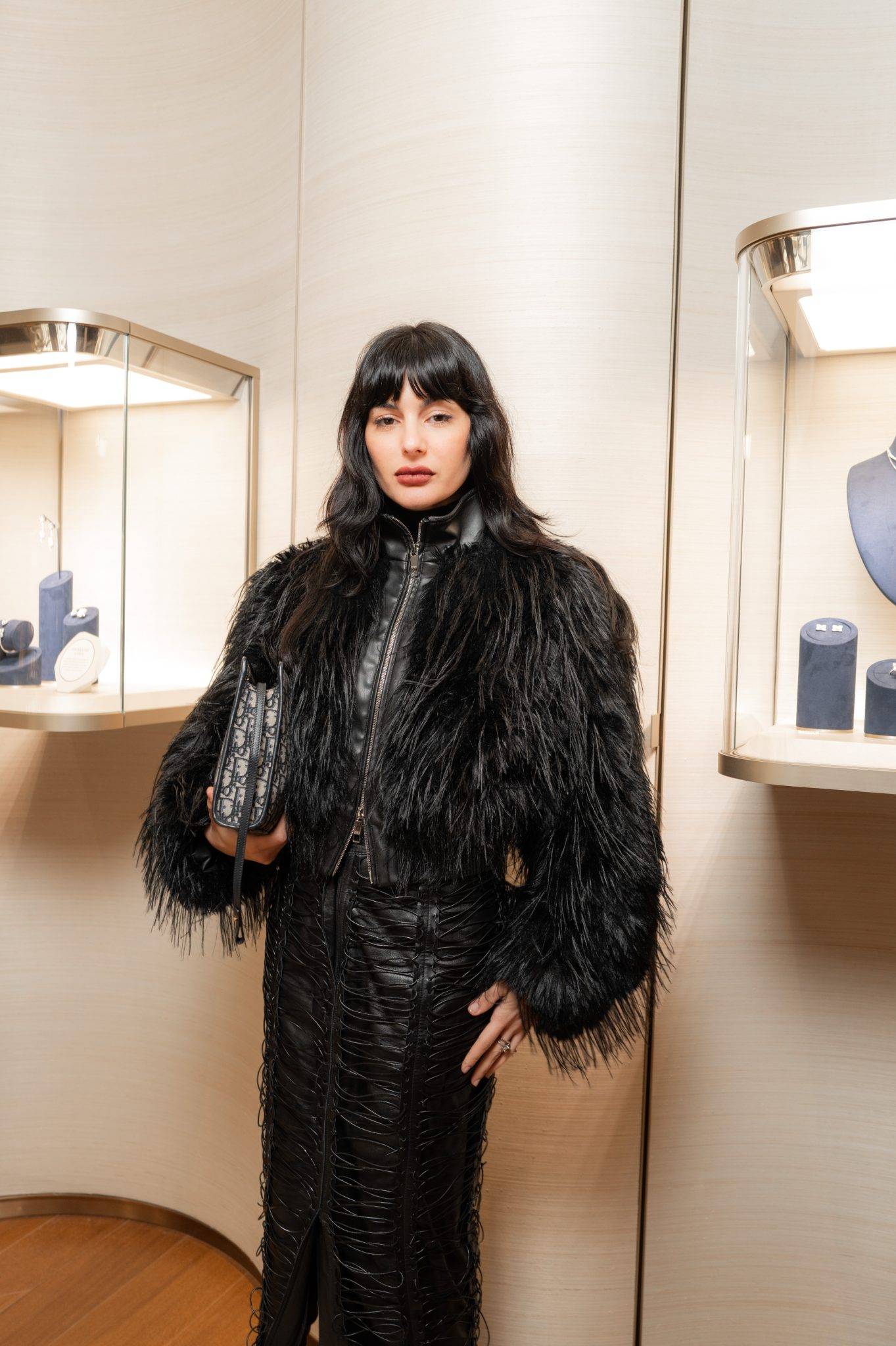  - De Beers Inaugurates its New Flagship Store on Rue de la Paix